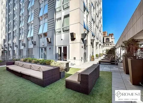 400 5th Avenue New York City NY 10018
