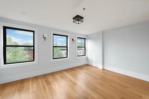 734 Halsey Street New York City NY 11233