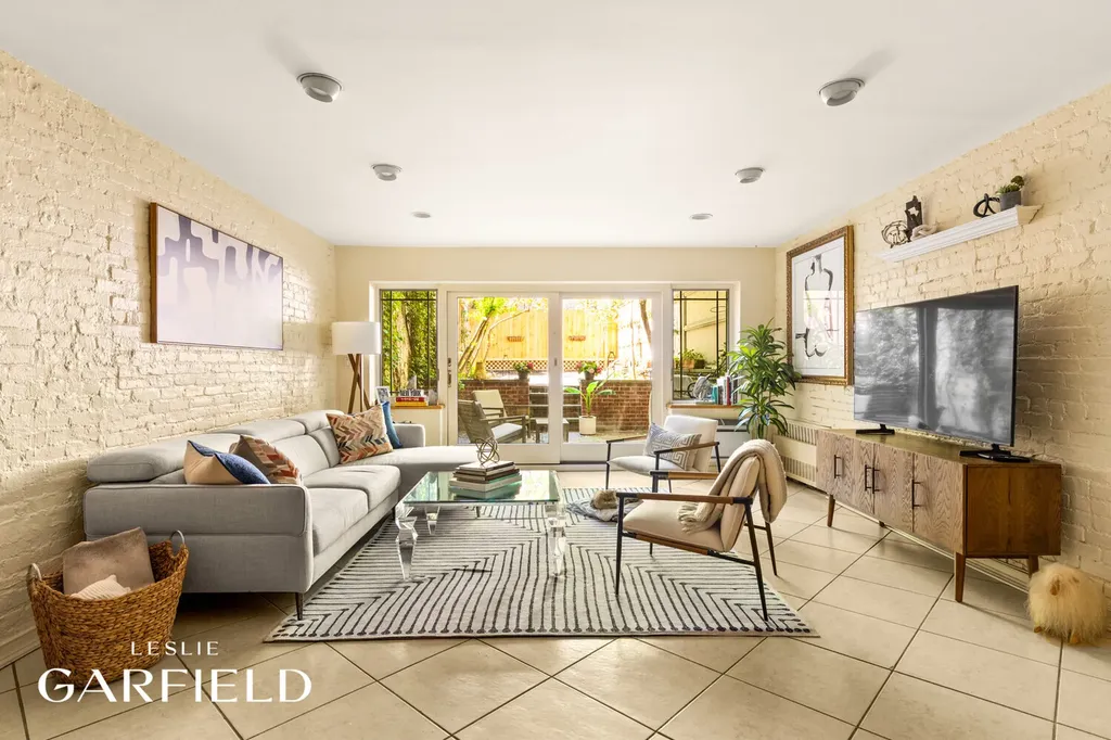226 E 32nd Street New York City NY 10016