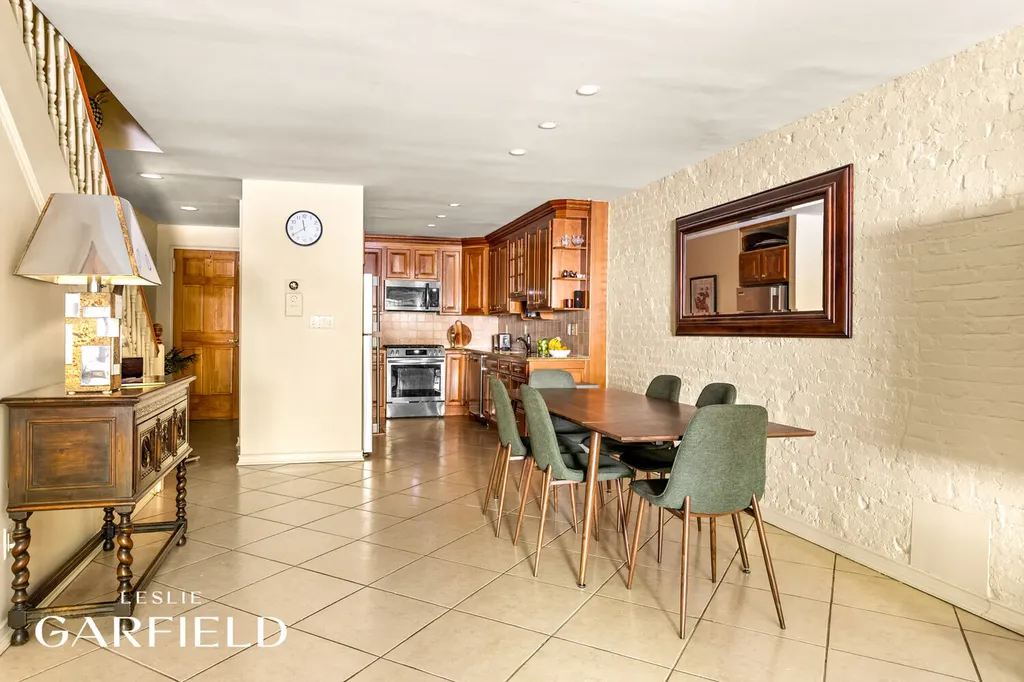226 E 32nd Street New York City NY 10016