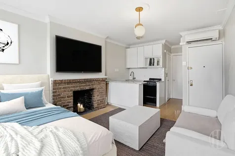 354 W 12th Street New York City NY 10014