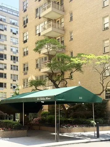 415 E 52nd Street New York City NY 10022