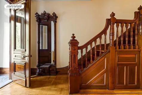 662 10th Street New York City NY 11215