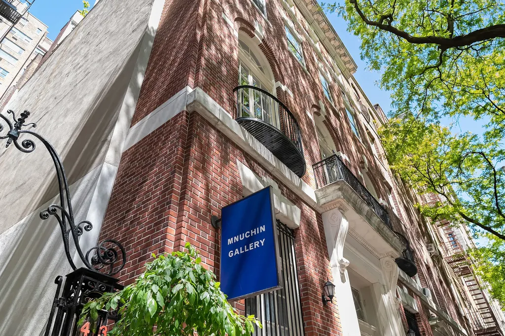 45 E 78th Street New York City NY 10075