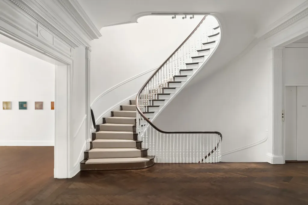 45 E 78th Street New York City NY 10075