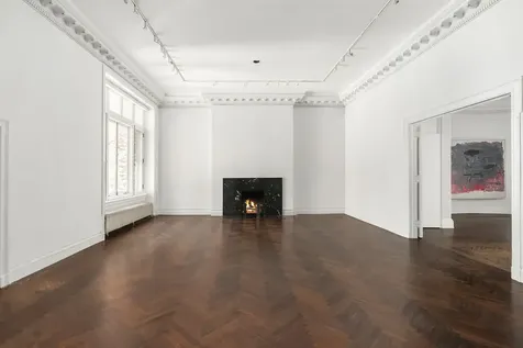 45 E 78th Street New York City NY 10075