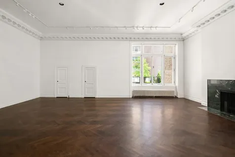45 E 78th Street New York City NY 10075