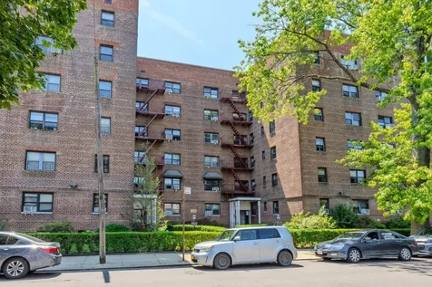147-10 84th Road New York City NY 11435