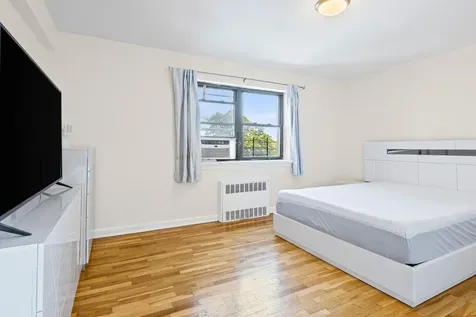 147-10 84th Road New York City NY 11435