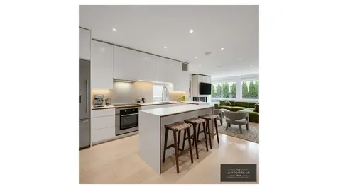 152 W 58th Street New York City NY 10019