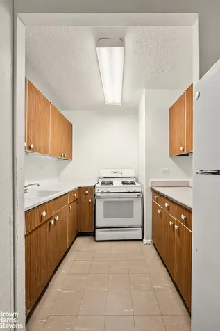 90 Gold Street New York City NY 10038