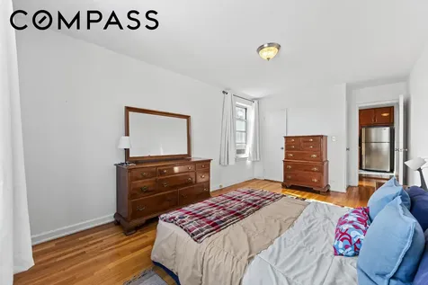 325 E 201st Street New York City NY 10458