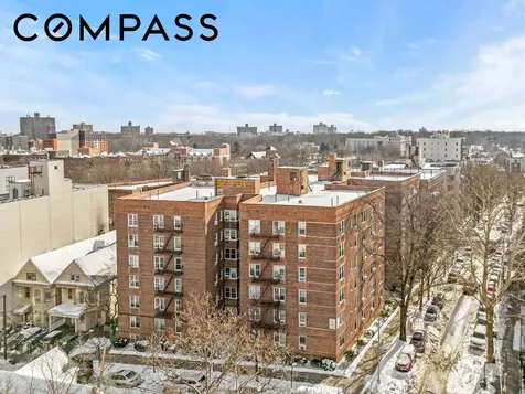 325 E 201st Street New York City NY 10458