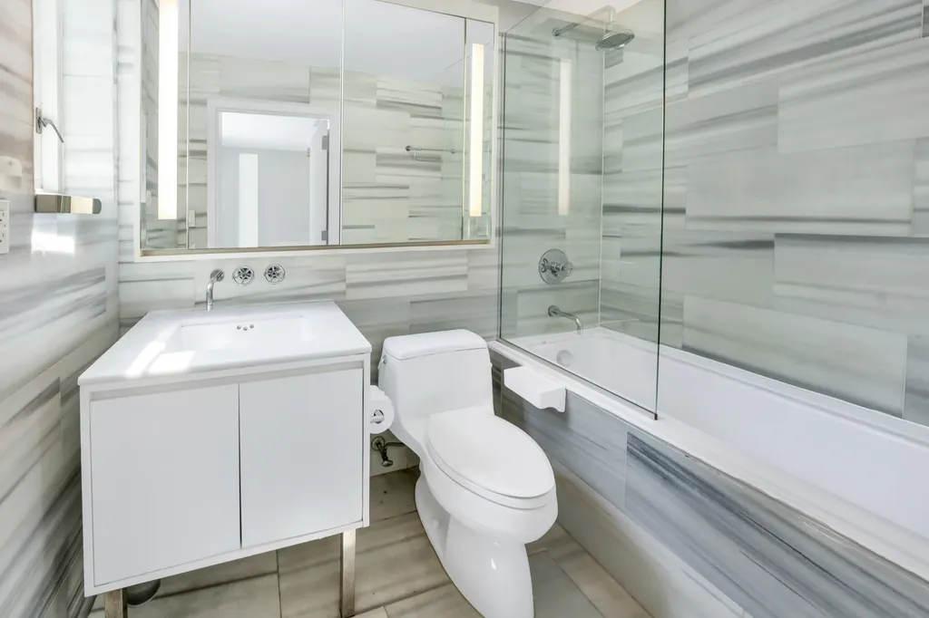 225 Rector Place New York City NY 10280