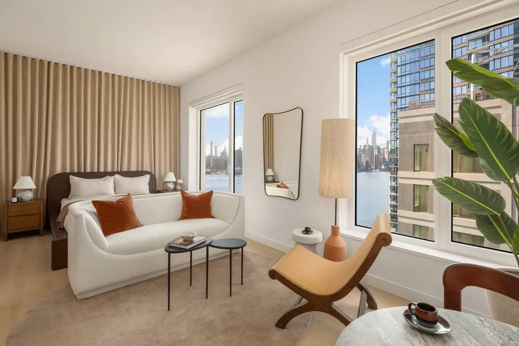 18 India Street New York City NY 11222