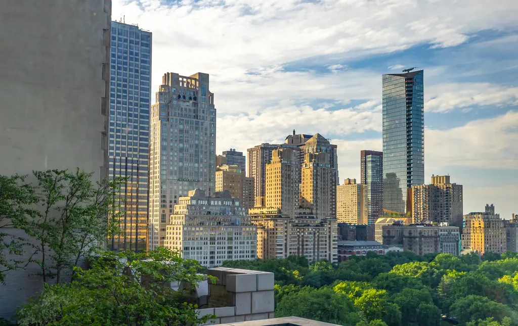 160 Central Park S New York City NY 10019