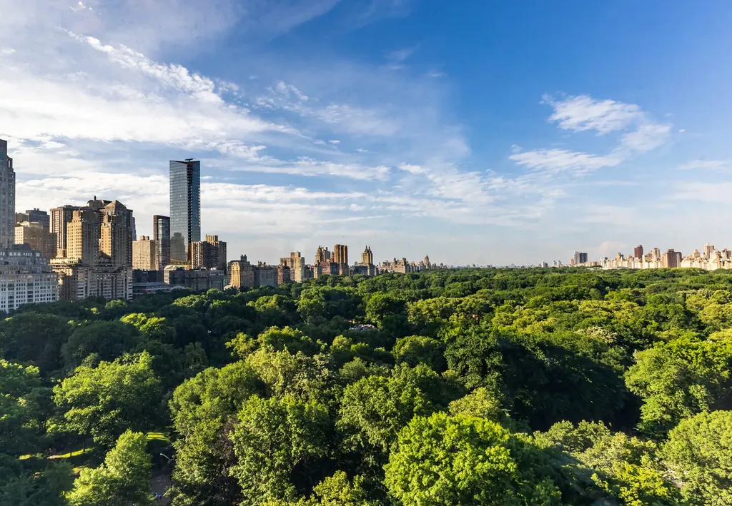 160 Central Park S New York City NY 10019