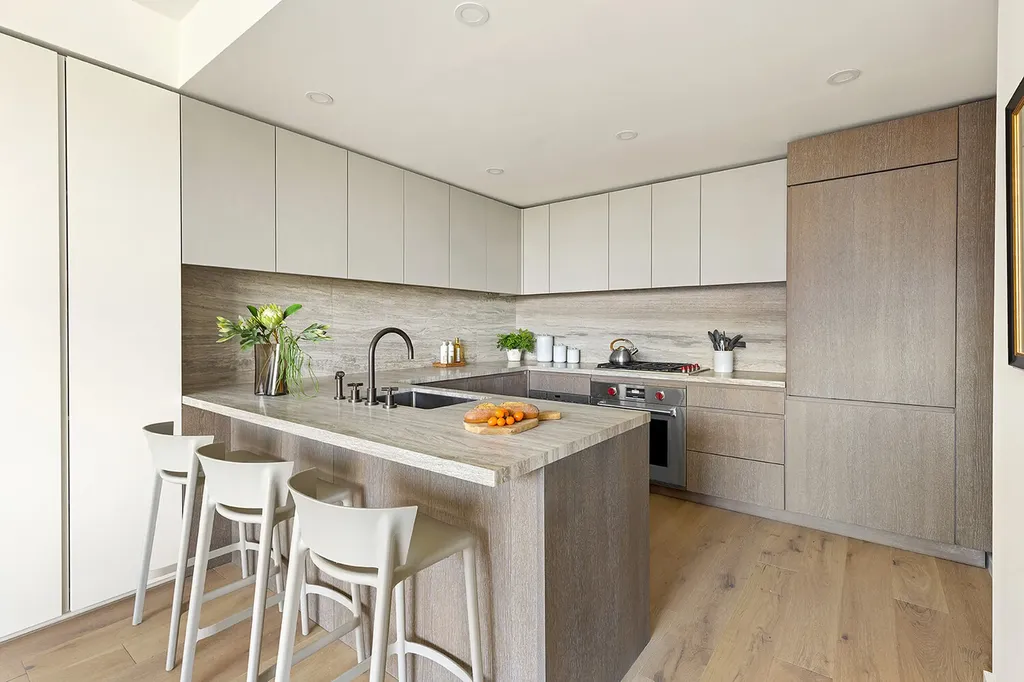 66 Clinton Street New York City NY 10002