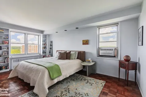 4525 Henry Hudson Parkway W New York City NY 10471