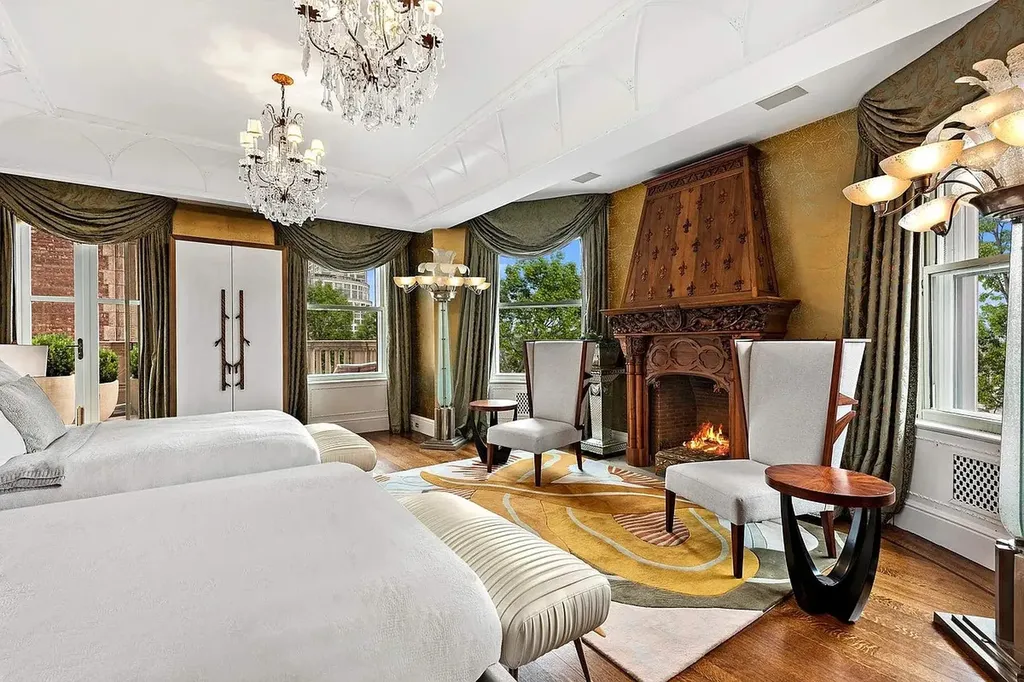 25 Riverside Drive New York City NY 10023