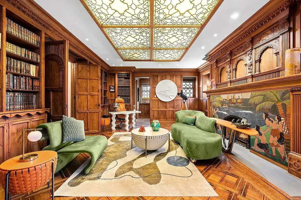 25 Riverside Drive New York City NY 10023