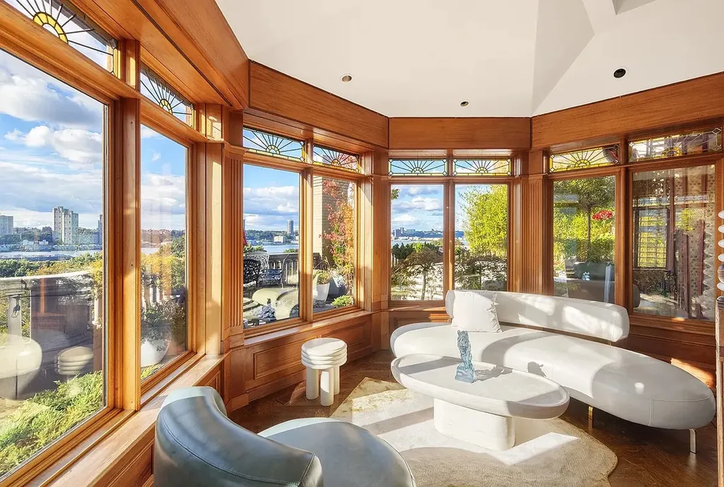 25 Riverside Drive New York City NY 10023