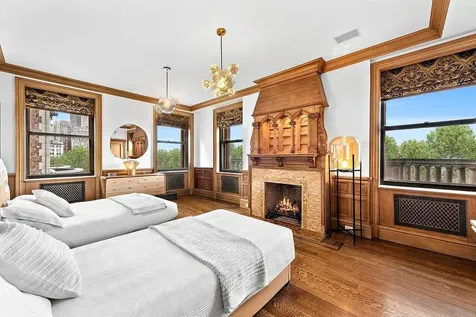 25 Riverside Drive New York City NY 10023