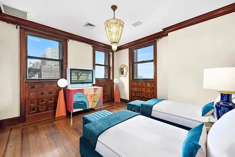 25 Riverside Drive New York City NY 10023
