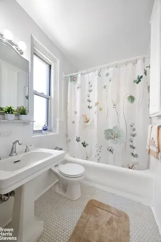 17 E 96th Street New York City NY 10128