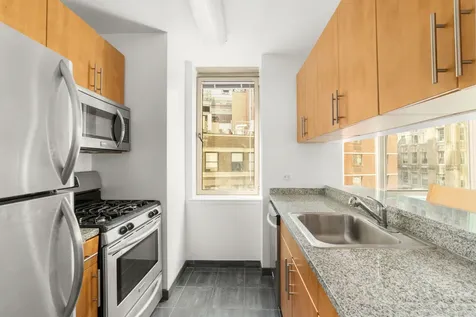 2 Gold Street New York City NY 10038
