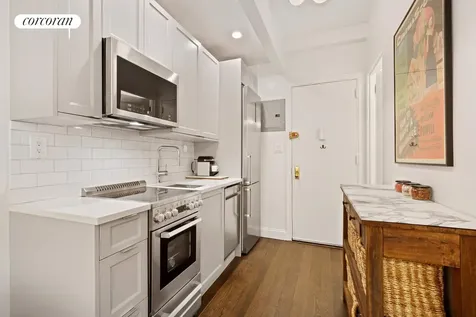 24 5th Avenue New York City NY 10011