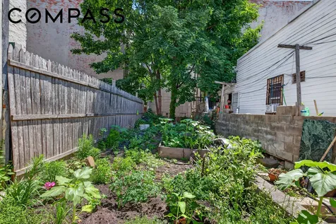 239 Buffalo Avenue New York City NY 11213