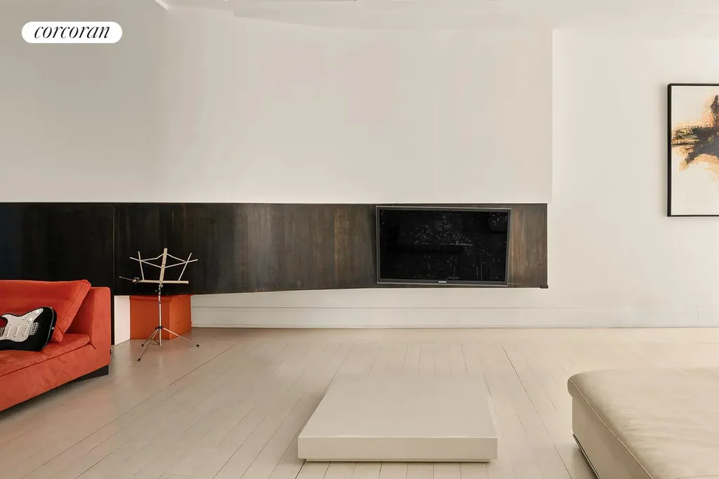 24 E 21st Street New York City NY 10010