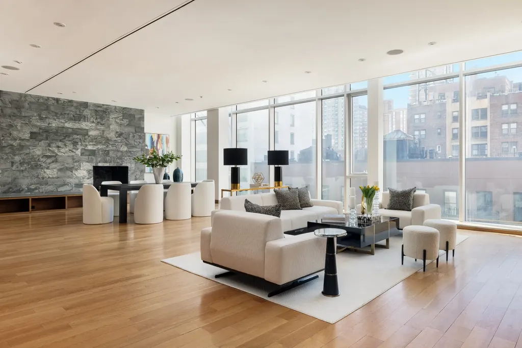 157 E 84th Street New York City NY 10028