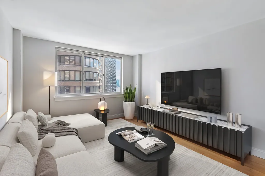 308 E 38th Street New York City NY 10016