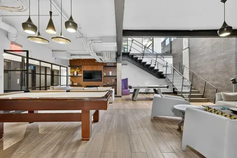 308 E 38th Street New York City NY 10016
