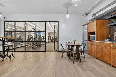 308 E 38th Street New York City NY 10016