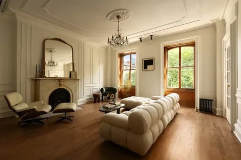 428 W 20th Street New York City NY 10011