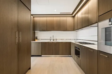 301 E 50th Street New York City NY 10022