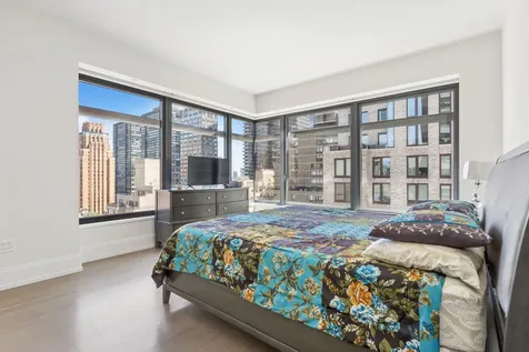 301 E 50th Street New York City NY 10022