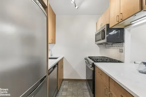 201 E 37th Street New York City NY 10016