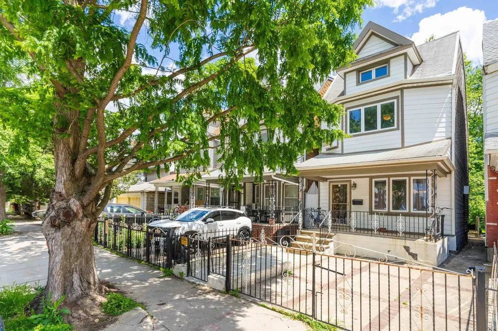 379 E 8th Street New York City NY 11218