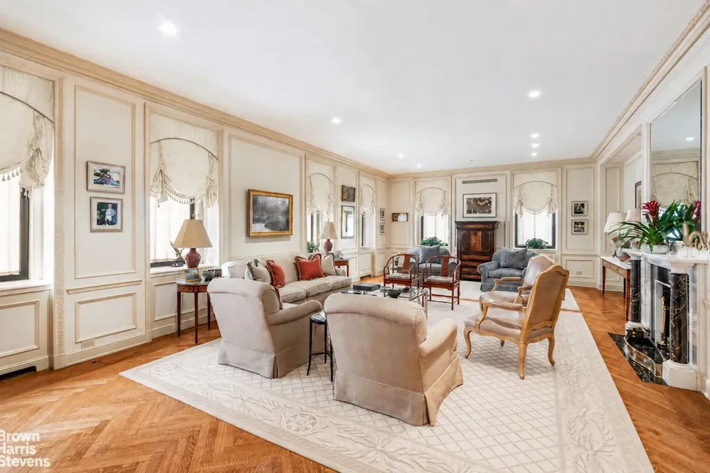 25 Sutton Place New York City NY 10022