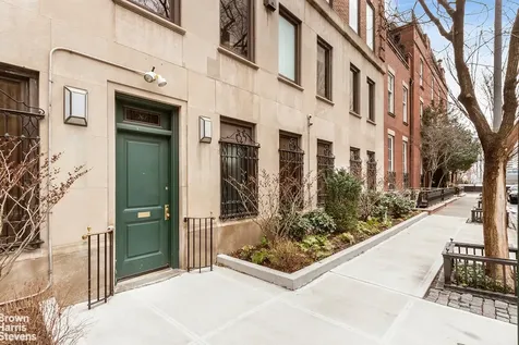 25 Sutton Place New York City NY 10022