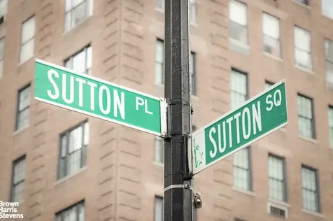 25 Sutton Place New York City NY 10022