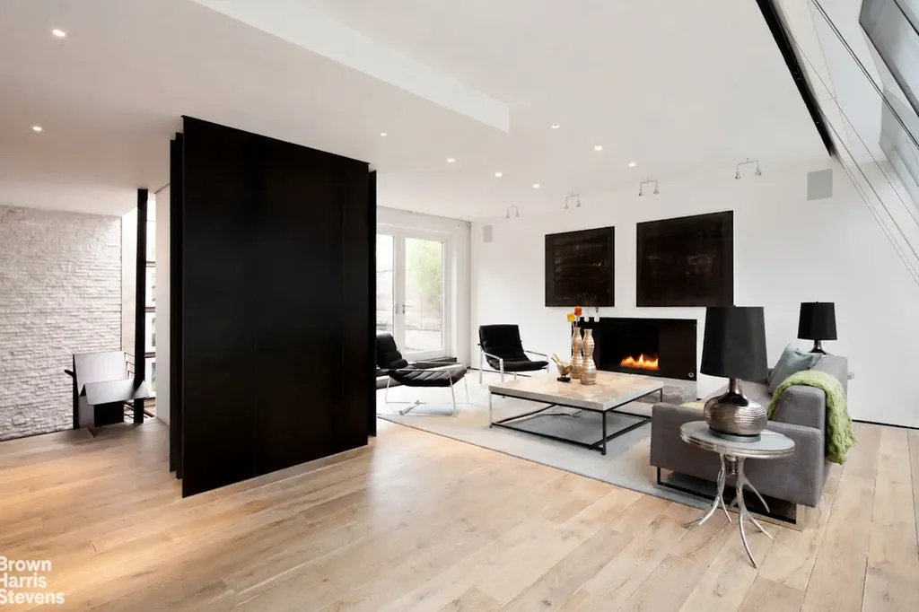 28 W 38th Street New York City NY 10018