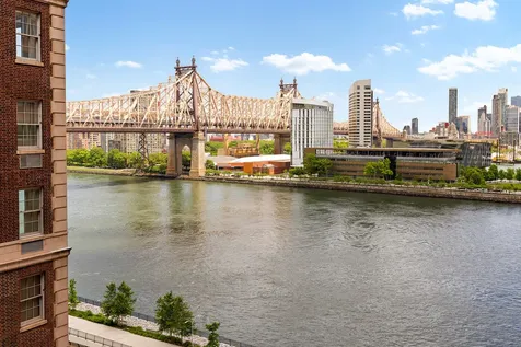 25 Sutton Place S New York City NY 10022