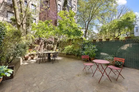 327 E 18th Street New York City NY 10003