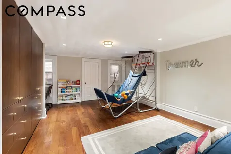 304 E 82nd Street New York City NY 10028