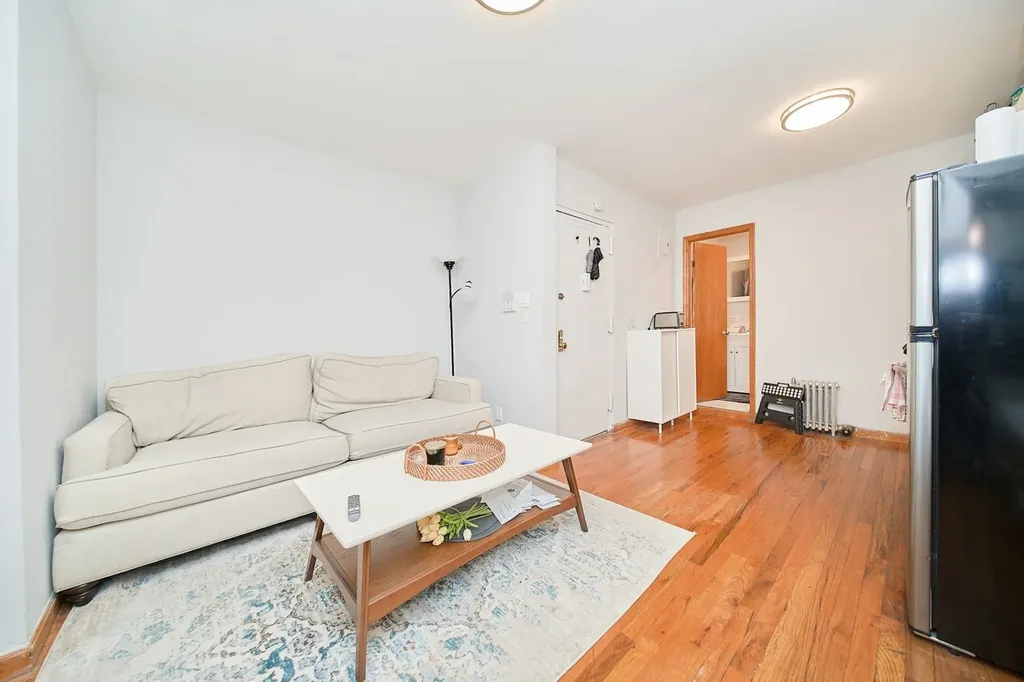 456 9th Avenue New York City NY 10018